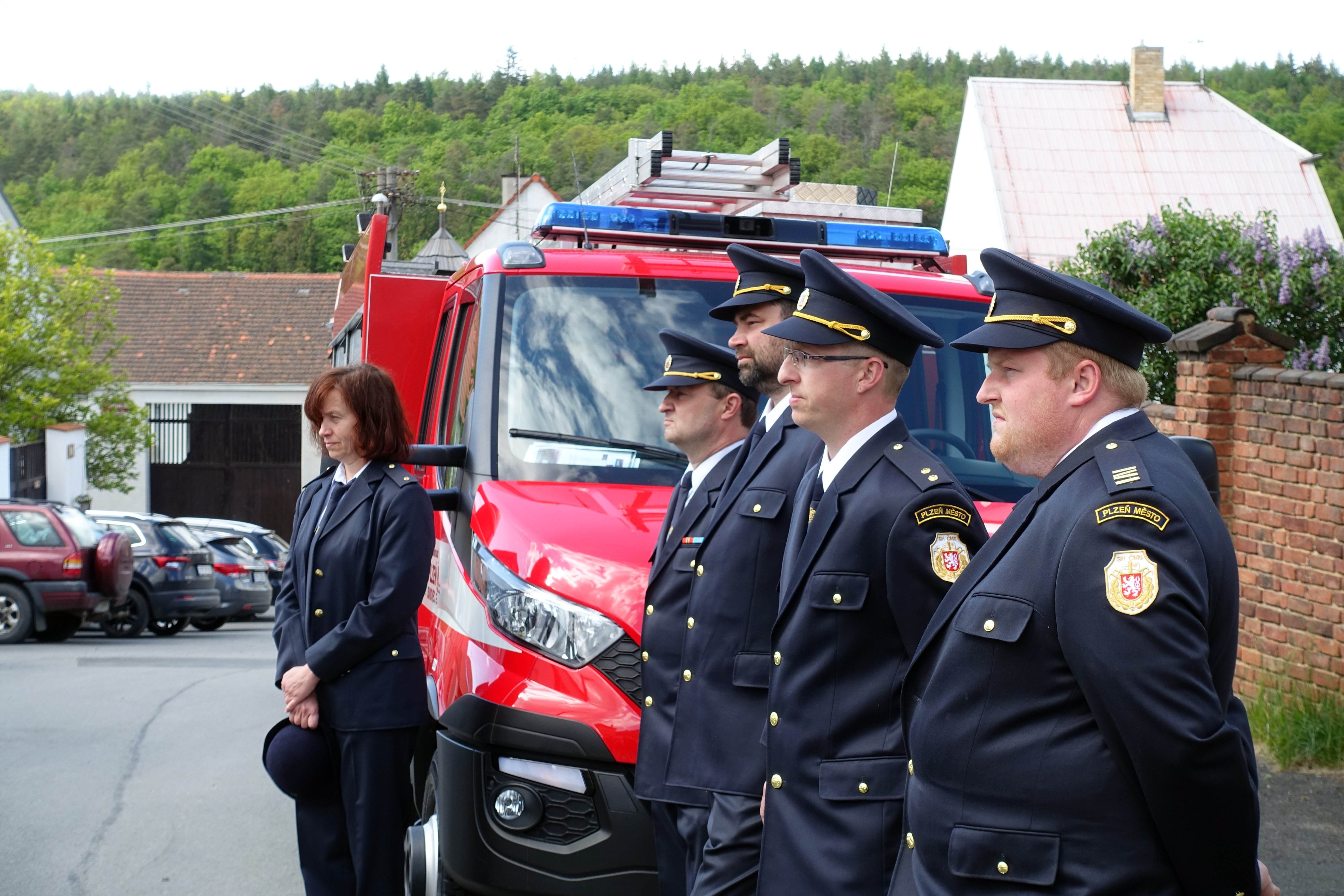 TZ Na Čtyřce slavnostně otevřeli hasičárnu v Bukovci 4