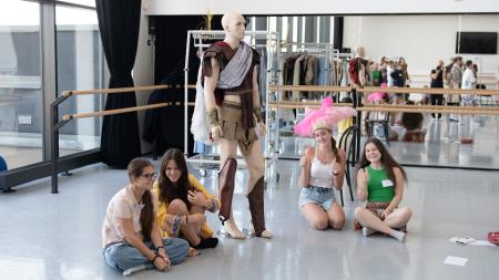 Nový projekt Tylova divadla v Plzni seznamuje školy se zákulisím i s profesemi