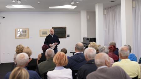 Výstava v Západočeské galerii zachycuje dojmy z evropských cest plzeňského rodáka Huga Boettingera