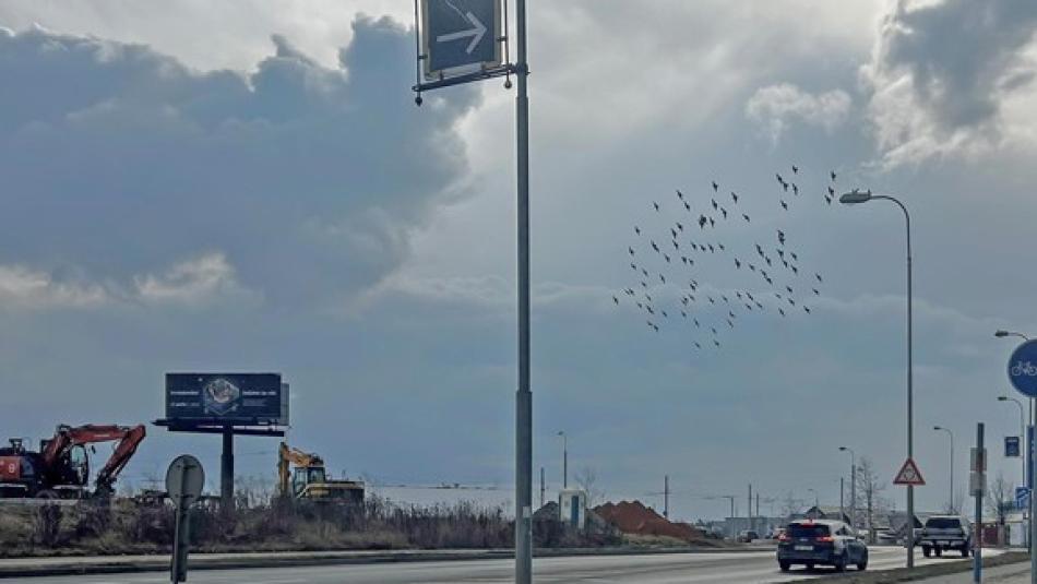 Motoristé se dočkali, v sobotu se po rekonstrukci otevře křižovatka u Makra