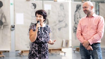 Mezinárodní letní škola umění ArtCamp hostila na čtyři sta účastníků. Podporuje ji město Plzeň