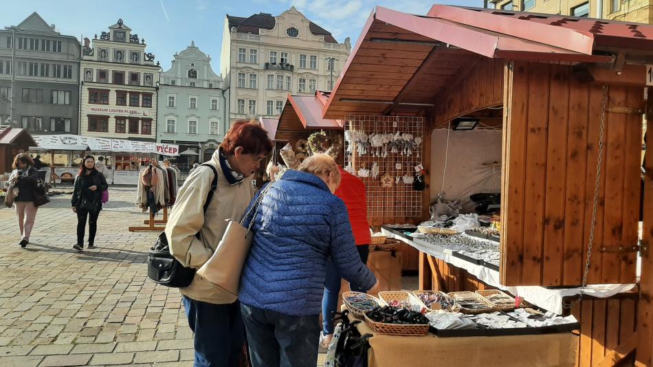 Náměstí v Plzni obsadily trhy. Co na nich najdete?