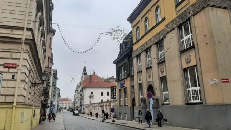 Plzeň se připravuje na Vánoce. Ulice ozdobí nové prvky s nižší spotřebou