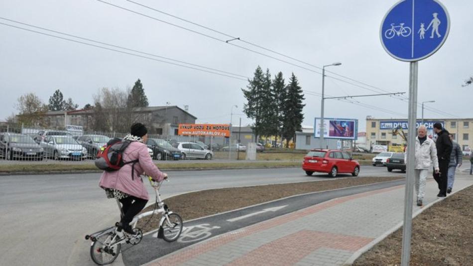 Plzeň letos postaví další úseky cyklostezek i lávky, původní rozpočet na jejich vybudování se zvýšil