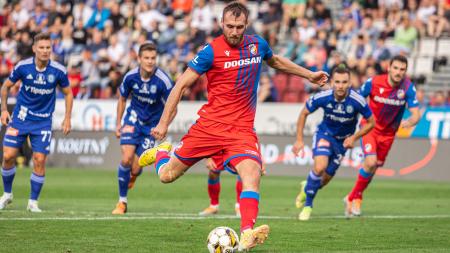 Fotbalisté Plzně zvládli dramatickou přestřelku v Olomouci