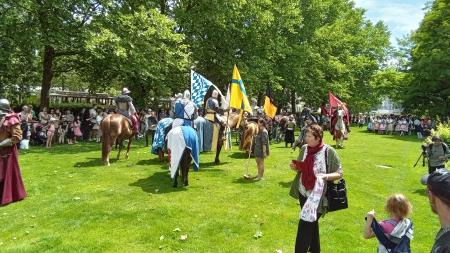 Historický víkend v Plzni přilákal v sobotu obrovské množství návštěvníků