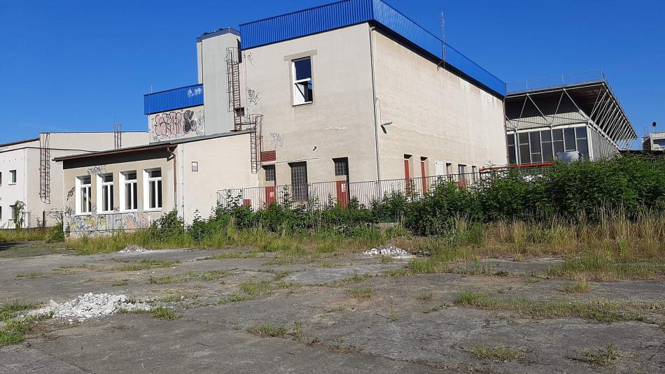 Rokycany začaly budovat multifunkční hřiště u zimního stadionu