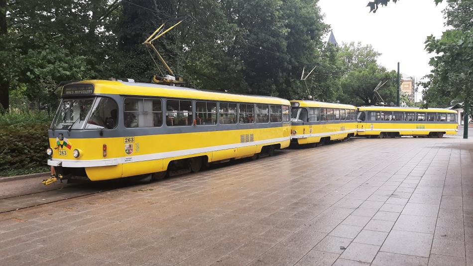 V pátek se uskutečnila poslední jízda vysokopodlažní tramvajové soupravy v Plzni