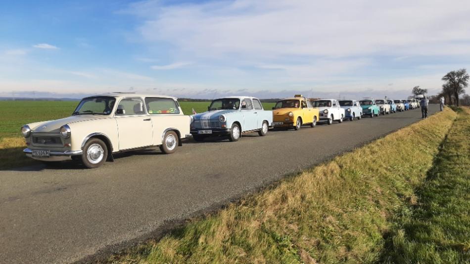 Členové AMK Trabant Plzeň oslavili sváteční den tradiční vyjížďkou