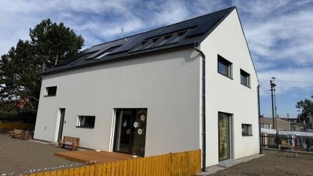 Město Touškov otevřelo novou dětskou skupinu Kopretina pro 24 dětí