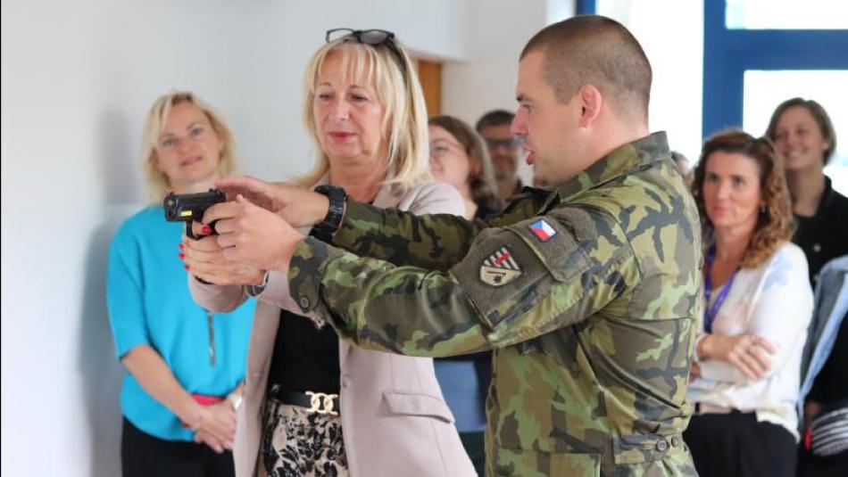 Armáda není jen o boji. V Karlových Varech ukázala své možnosti i techniku