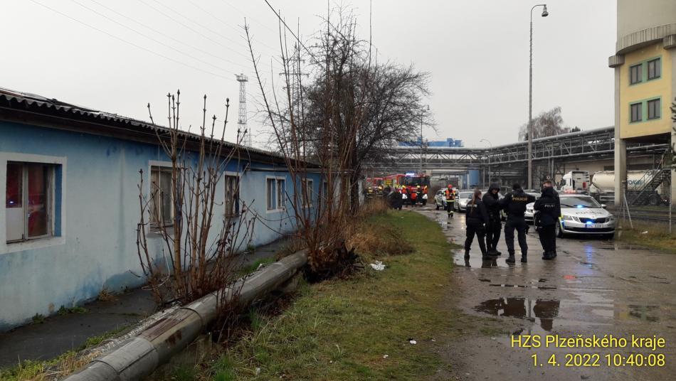 V ubytovně na Doubravce vypukl požár, na místě zasahují i záchranáři