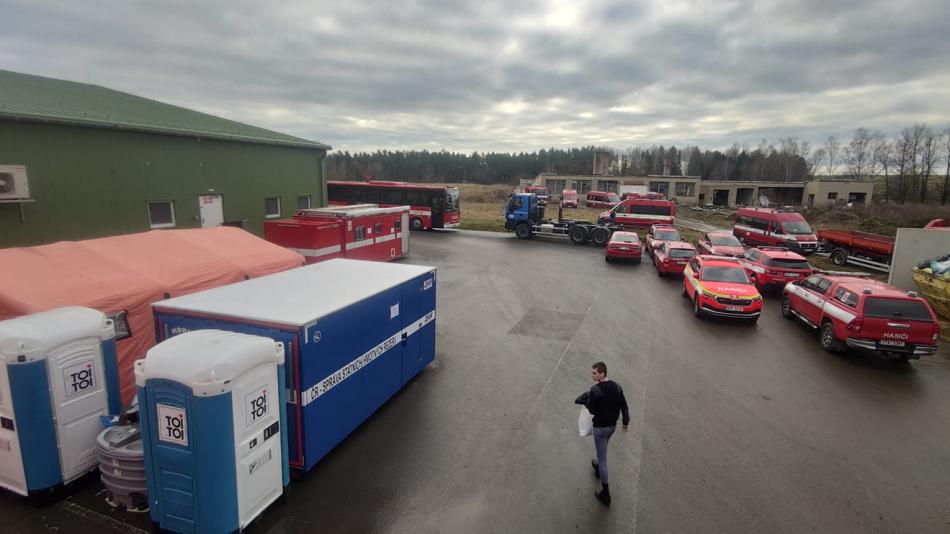Z Brodu nad Tichou odvezla nákladní auta už téměř dvě třetiny drůbeže