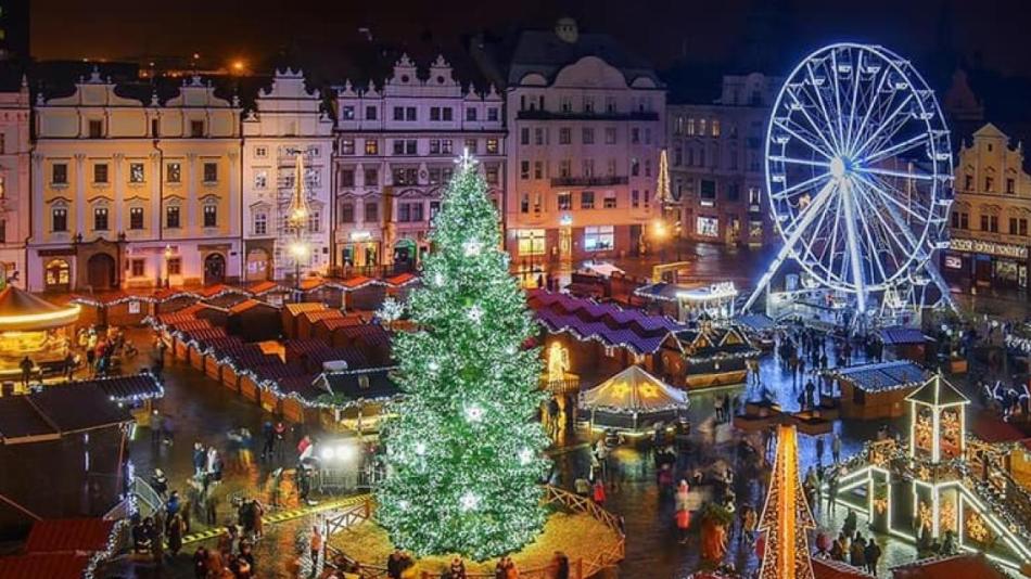Letošní advent nabídne v Plzeňském kraji koncerty, trhy, výstavy a další akce