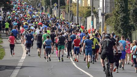 Půlmaraton Plzeňského kraje dnes ovlivní dopravu! Je třeba počítat s komplikacemi