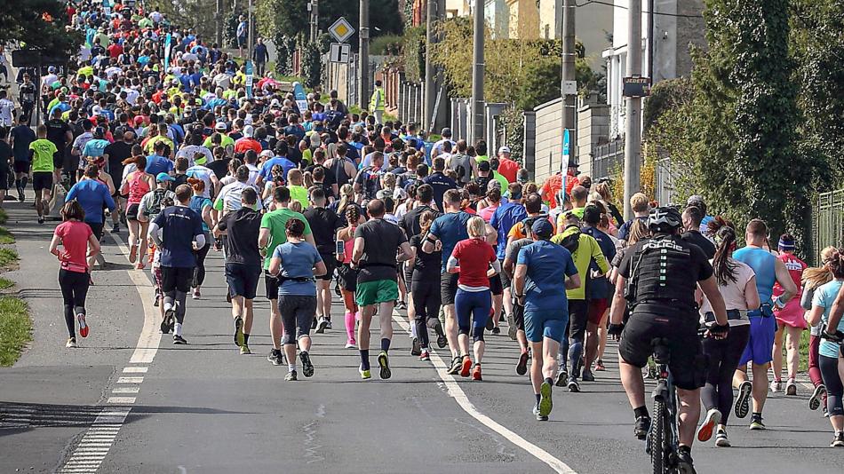 Půlmaraton Plzeňského kraje dnes ovlivní dopravu! Je třeba počítat s komplikacemi