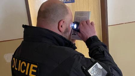 Policisté si posvítili na ubytovny na Domažlicku, odhalili také dva Ukrajince bez povolení k pobytu