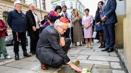 Kameny zmizelých připomínají oběti holokaustu