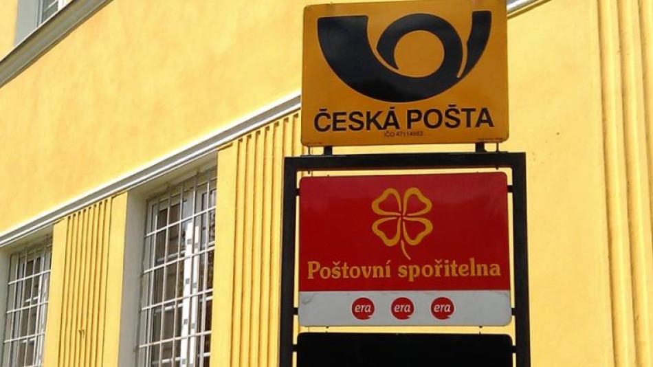 Zfetovaný muž v Plzni vyhrožoval podpálením pošty