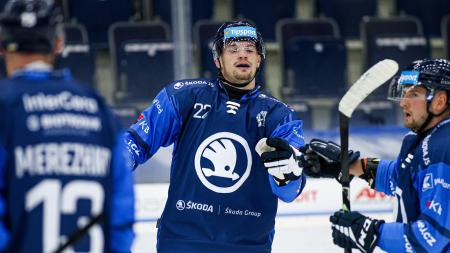 Druhý zápas venku, druhá výhra. Hokejisté Plzně potvrdili skvělý vstup do sezóny i v Olomouci