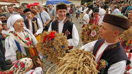 Oslavte letos dožínky Plzeňského kraje v Manětíně