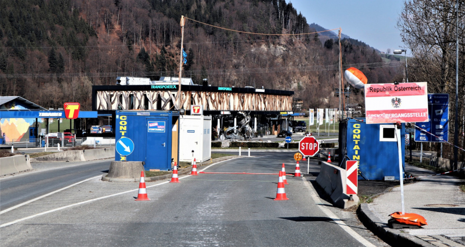 Aktualizováno: Na hranicích s Německem na západě Čech se tvoří fronty na Pomezí