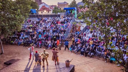 Divadelní léto navštívilo pod plzeňským nebem více než 7000 diváků