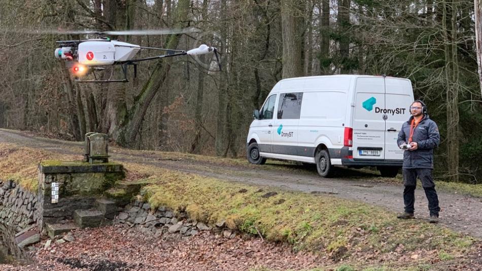 Plzeňské drony slaví deset let, pomohly při nehodách, požárech i pátrání