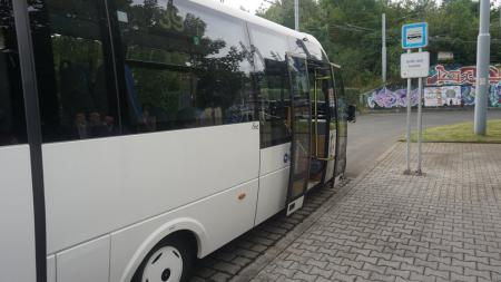 Autobus na Výsluní se osvědčil, původní doprava už kapacitně nestačila