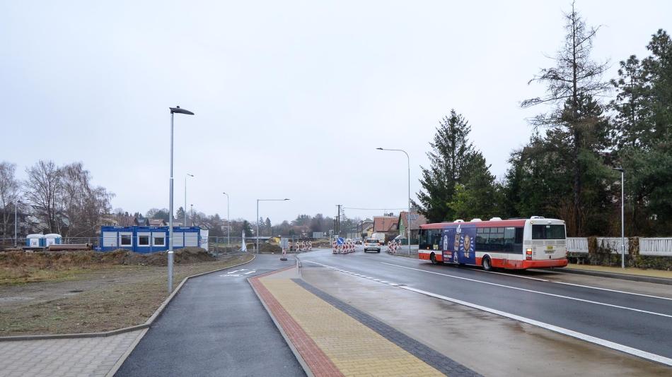 Rekonstrukce Červenohrádecké ulice pokračuje, začíná stavba okružní křižovatky