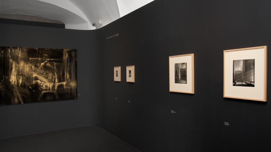 Západočeská galerie vystavuje unikátní fotografie a malby s tématem sv. Víta