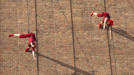 Summer Circus promění náplavku v cirkus pod širým nebem!