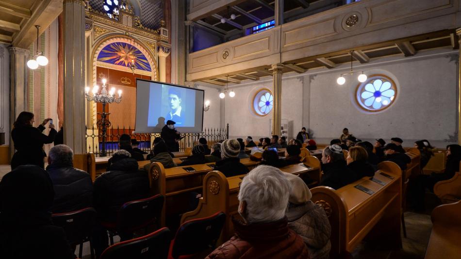 Plzeň uctila památku Židů, kteří byli před 81 lety deportováni do Terezína