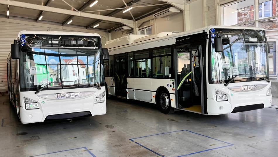 Obyvatelé Chebu se mohou těšit na nové moderní autobusy