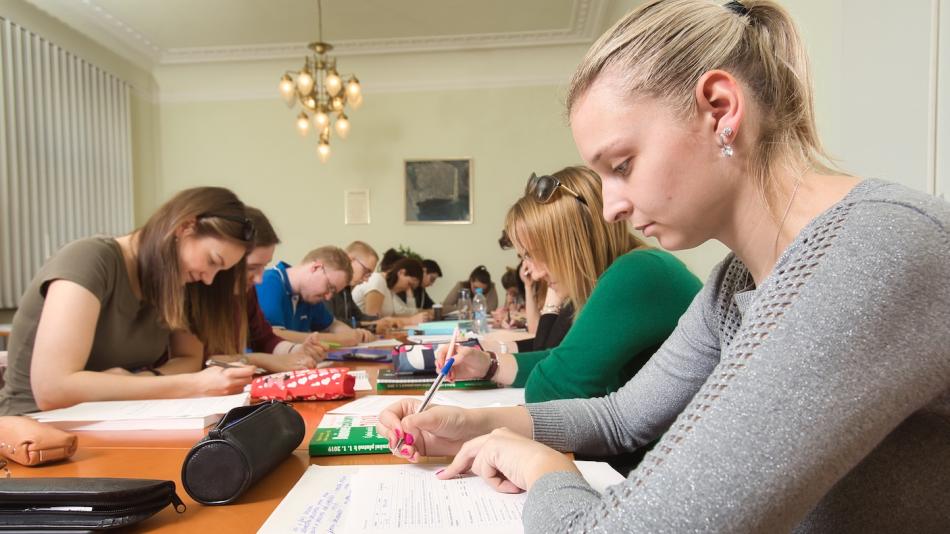 Maturanti mají ještě šanci. Šest fakult ZČU vypsalo druhá kola přijímaček