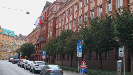 Plzeňský kraj měl loni přebytek 605 milionů korun, opozice hospodaření nekritizovala