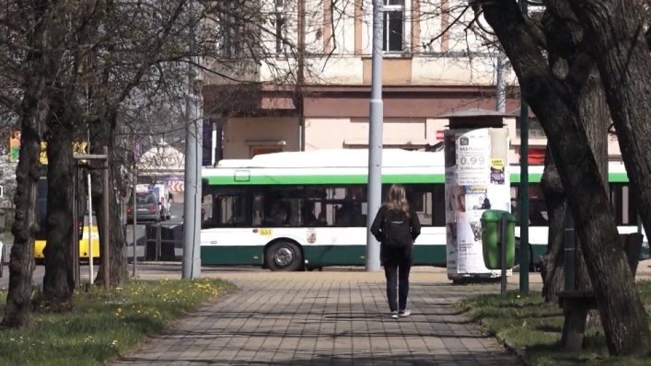 Nebezpečnou křižovatku na Slovanech už řeší i obvod. Chystá se její úprava