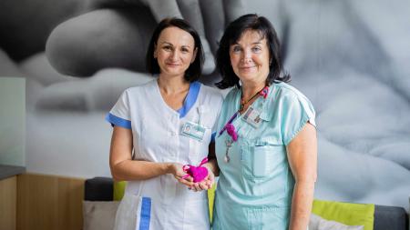 Zdravotnice z Baťovky bojují o cenu Purpurové srdce rodičů. Hlasovat pro ně můžete do konce října