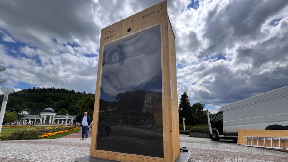 Kolonáda v Mariánkách a EXPO v Osace spojeny unikátním videomostem