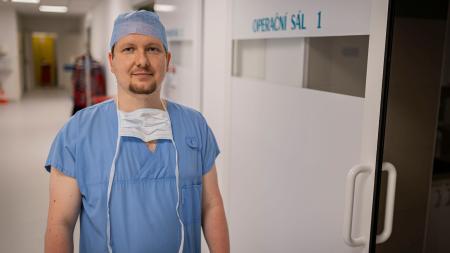 Špičkový specialista na chirurgii ruky Petr Vondra posílil tým Baťovky. Chce vybudovat nové oddělení