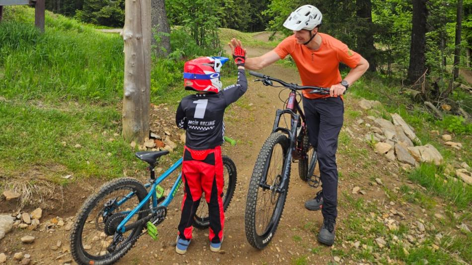 Letní sezona na Špičáku startuje – nový trail, závody i punk-rock
