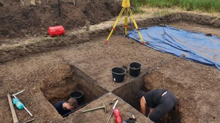 Archeologové ze Západočeské univerzity nalezli unikátní mohylu s vnitřní komorou