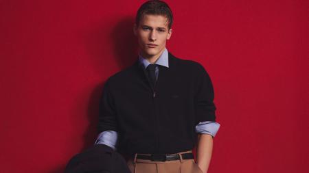 Outfity do listopadové kanceláře: jak vypadat elegantně a zároveň se zahřát