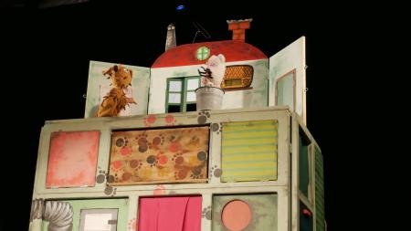 Pejsek a kočička potěšili děti v Plzni