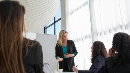 Pilotní projekt v Karlovarském kraji: Úřad zamíří do měst a obcí