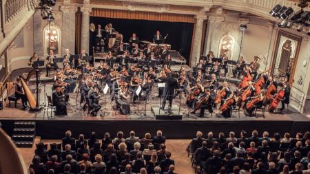 Začíná 43. ročník festivalu Smetanovské dny, nabídne celkem 18 různých akcí