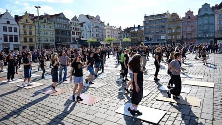 Plzeňský festival stepu je tady! Odstartují ho stepaři společnou choreografií na náměstí Republiky