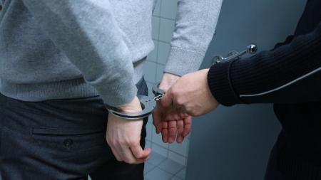 Statečná žena v Chodově odrazila pokus o znásilnění, pachatel je ve vazbě