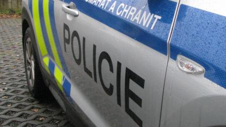 Policisté šetří postřelení ženy, pachatelem má být blízká osoba