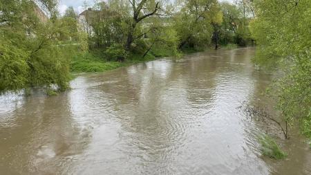 Tání sněhu může způsobit problémy. Na Šumavě se zvedne hladina řek